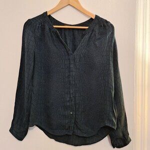 Aritzia T Babaton silk shirt size S